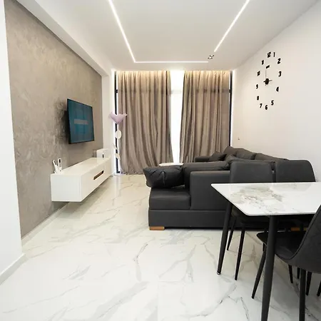 Mara Luxury *