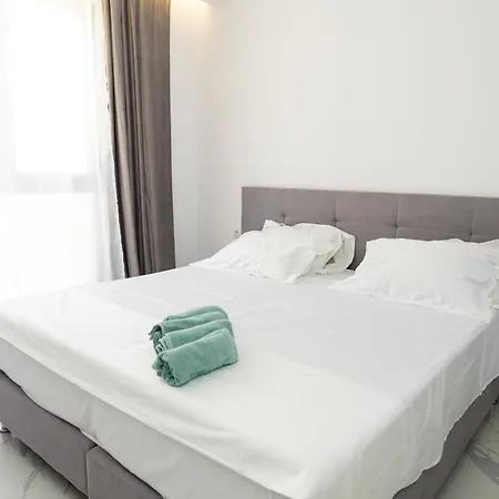 Mara Luxury *