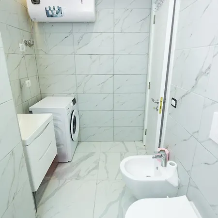 Mara Luxury * Orikum